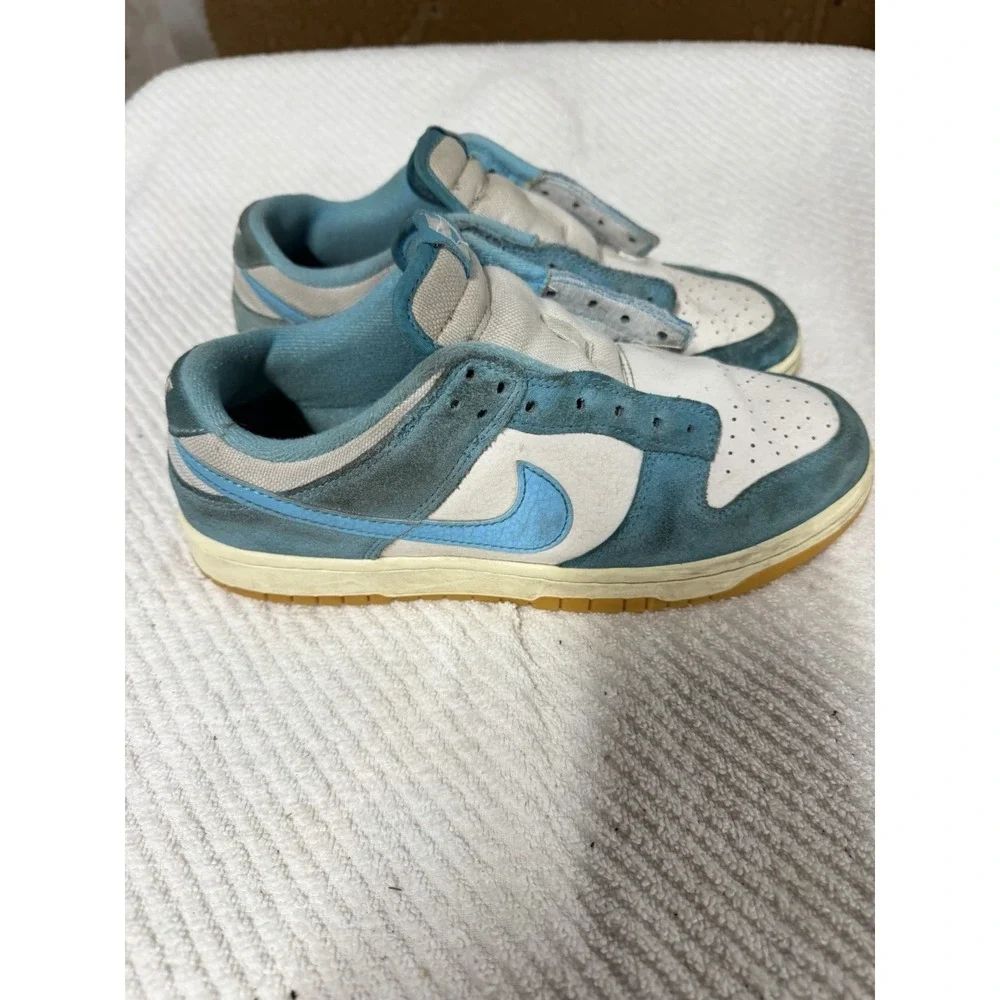 Nike Men's Size 8 Dunk Low SE Baltic Blue Gum HQ1519-031 - Picture 2 of 7